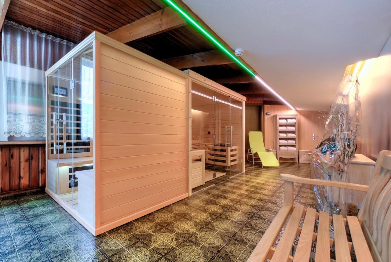 Hotel Kapriol โฟลการีดา ภายนอก รูปภาพ