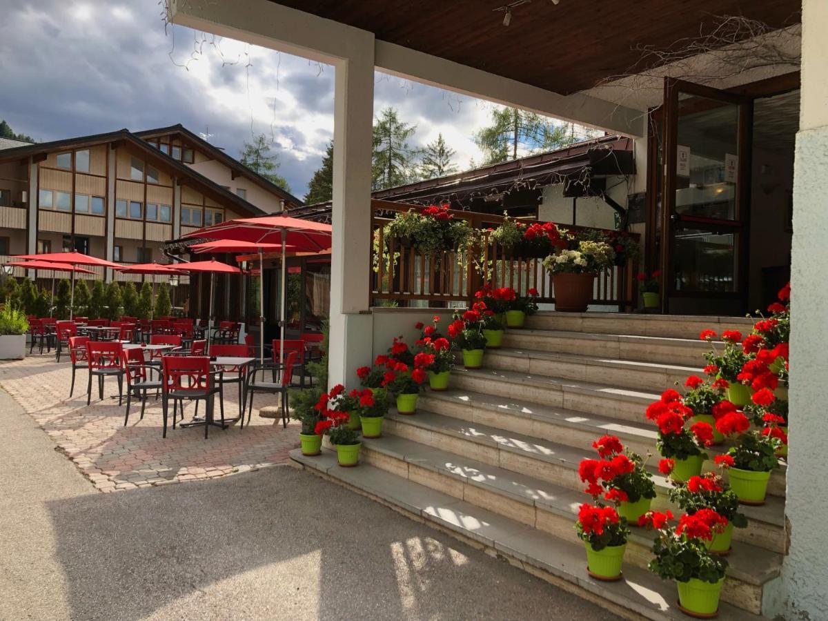 Hotel Kapriol โฟลการีดา ภายนอก รูปภาพ