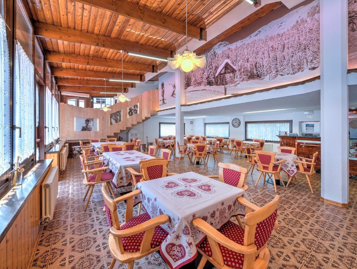 Hotel Kapriol โฟลการีดา ภายนอก รูปภาพ